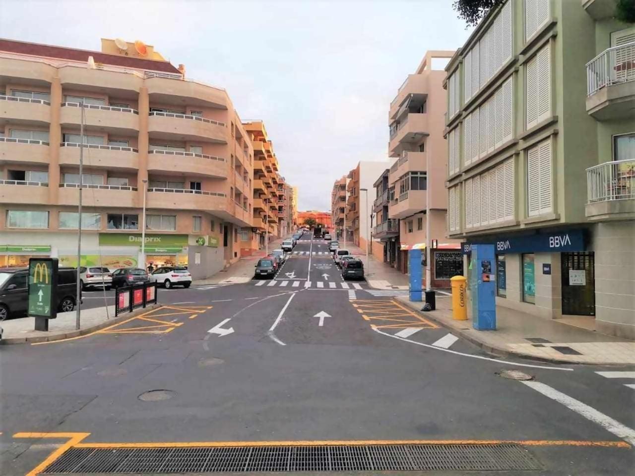 Rentenerife El Medano Beach Life Exterior photo